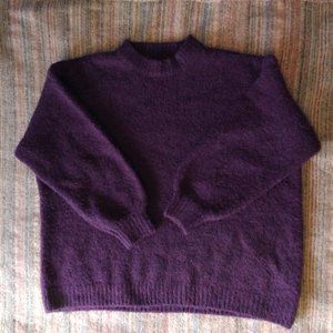 Big Acrylic Purple Sweater in Perfect Condition